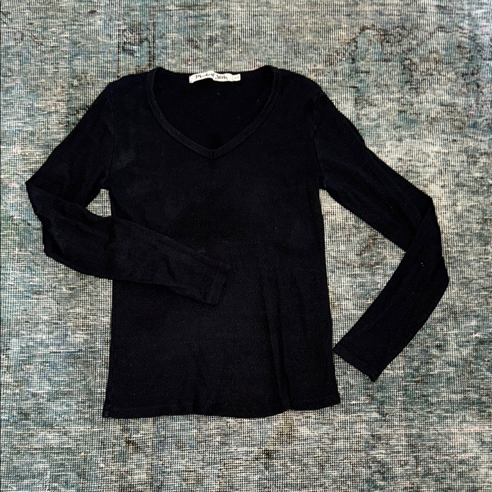 Designer Michael Stars Black V-Neck Women's Top